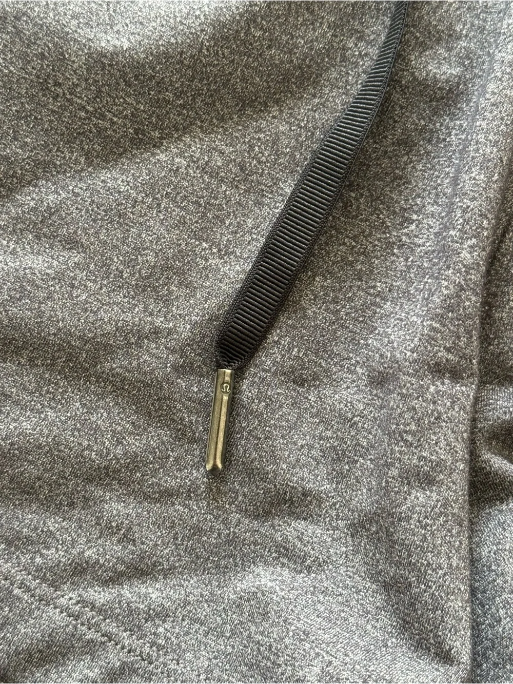 LULULEMON | Women’s Heather Gray Active Drawstring Shorts | 6
